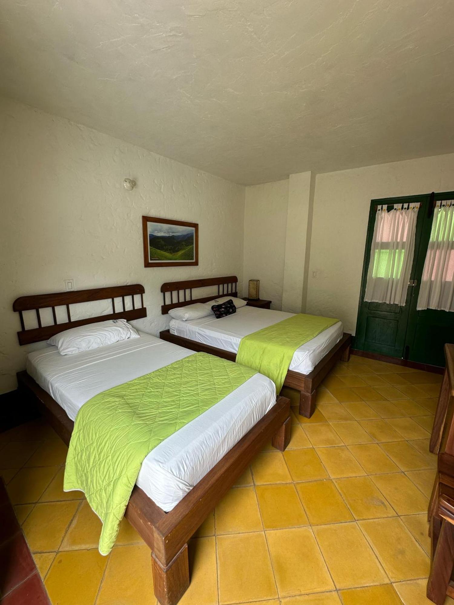 Hotel Vegas Del Rio Tamesis Екстер'єр фото